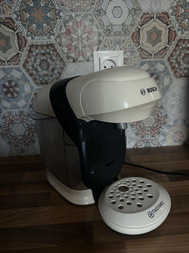 Ekspres ciśnieniowy do kawy Bosh Tassimo