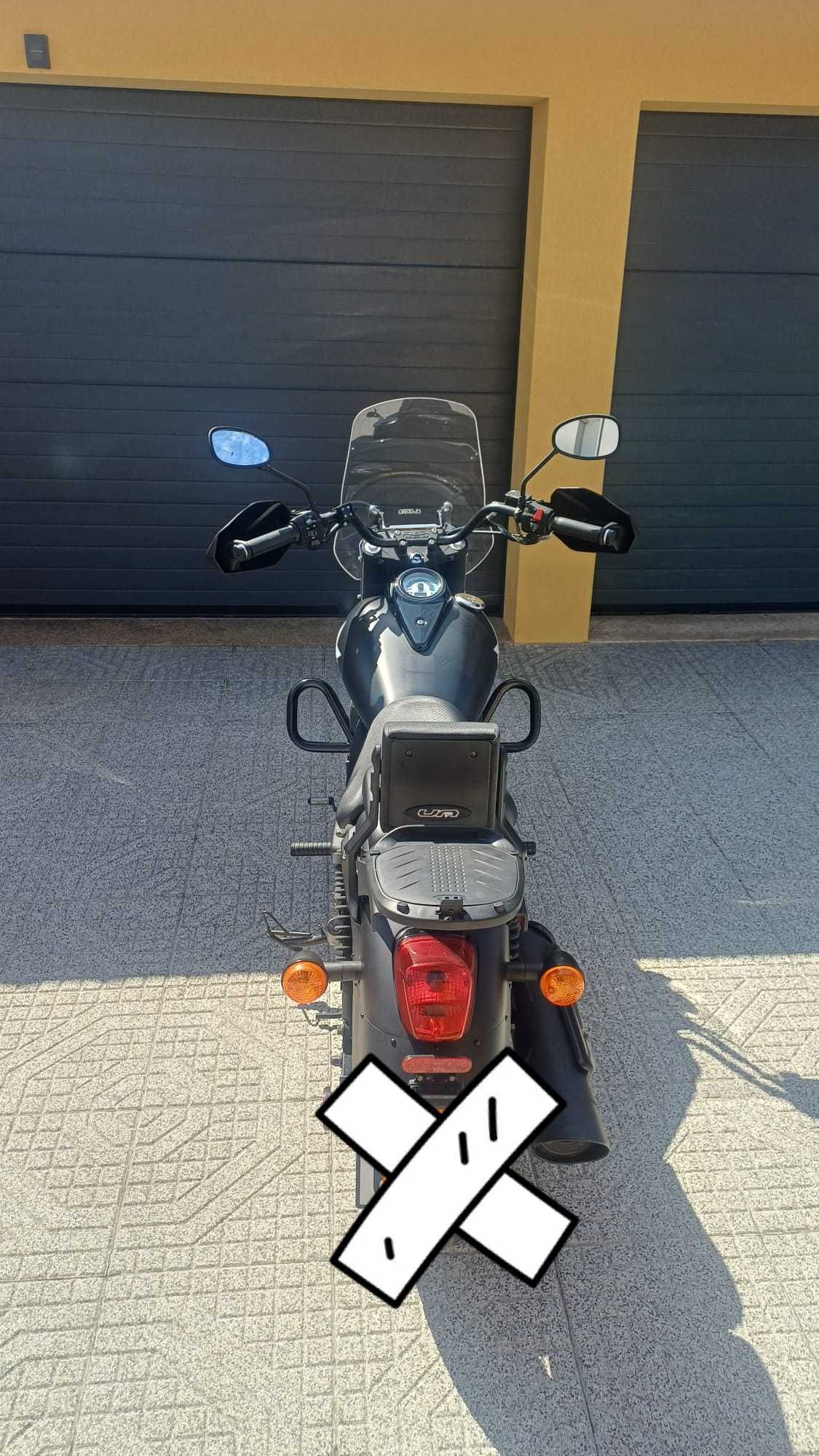 UM Renegade Comando 125 CC