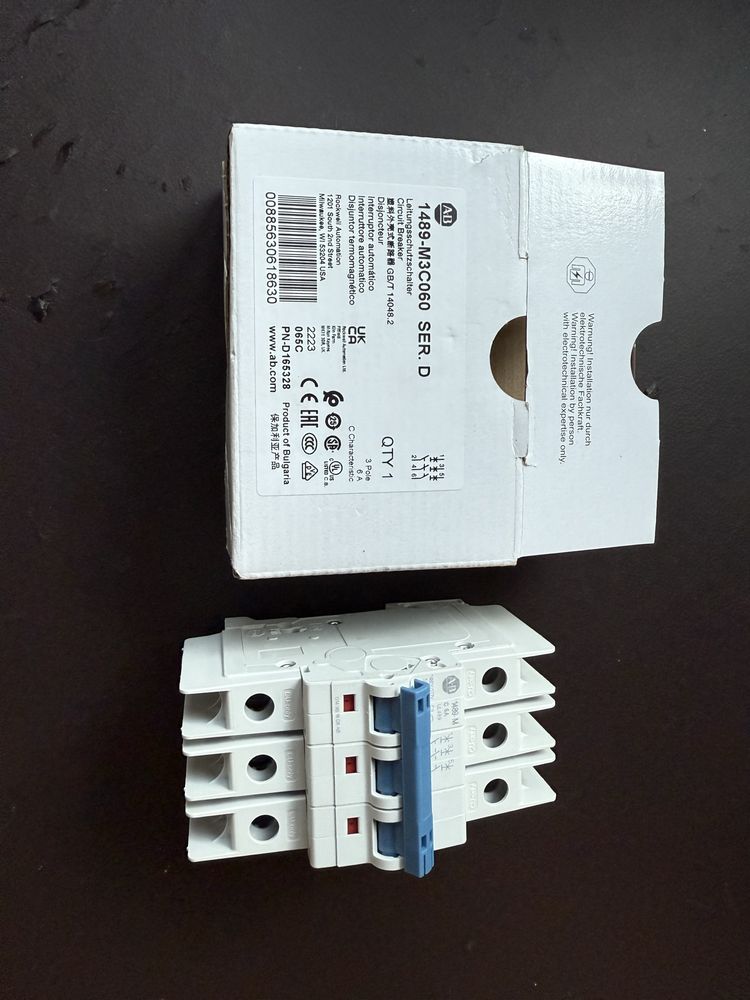 1 ALLEN-BRADLEY 489-M3C060 D Wyłącznik nadprądowy bezpiecznik