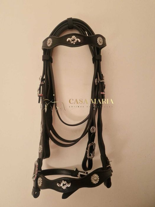 Cabeçada Portuguesa de Meias Cortesias - Novas