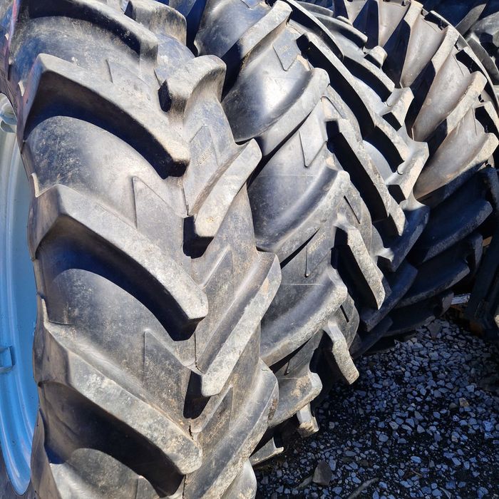Koła Massey Ferguson 11.2 R28 . 13.6 R38 . 14.9 R38 .  Koła 16.9 r34