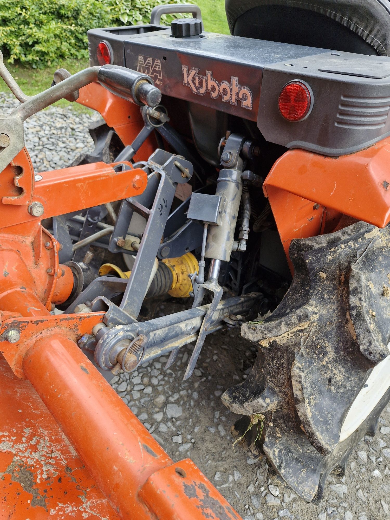 Traktor japoński Kubota Aste A155