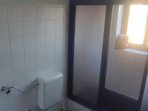 Suite para trabalhadora em apartamento T4