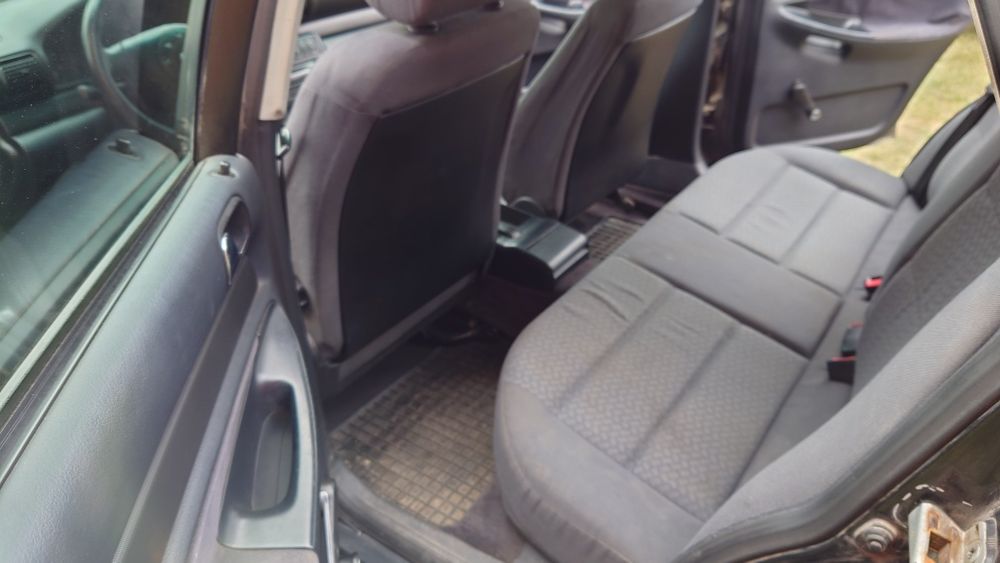 Audi A4 B5 1.9TDI 110KM Przegląd i OC na rok