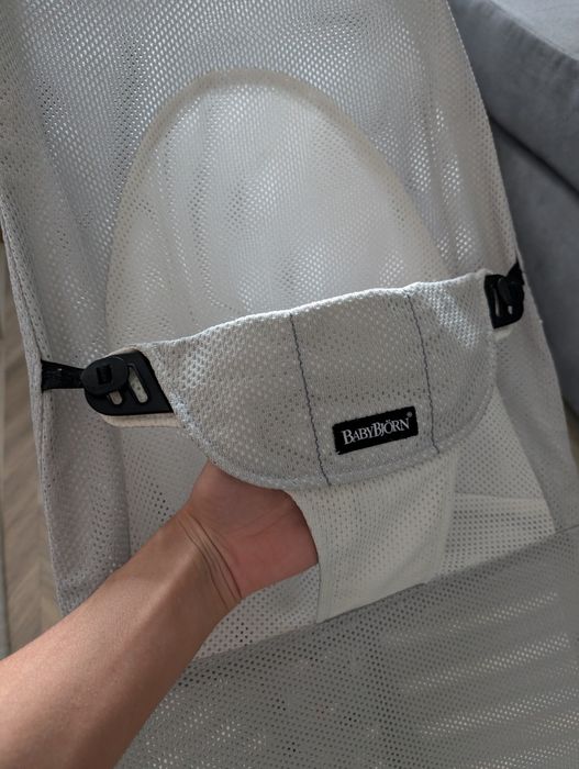 Bujak Babybjorn kolor szary
