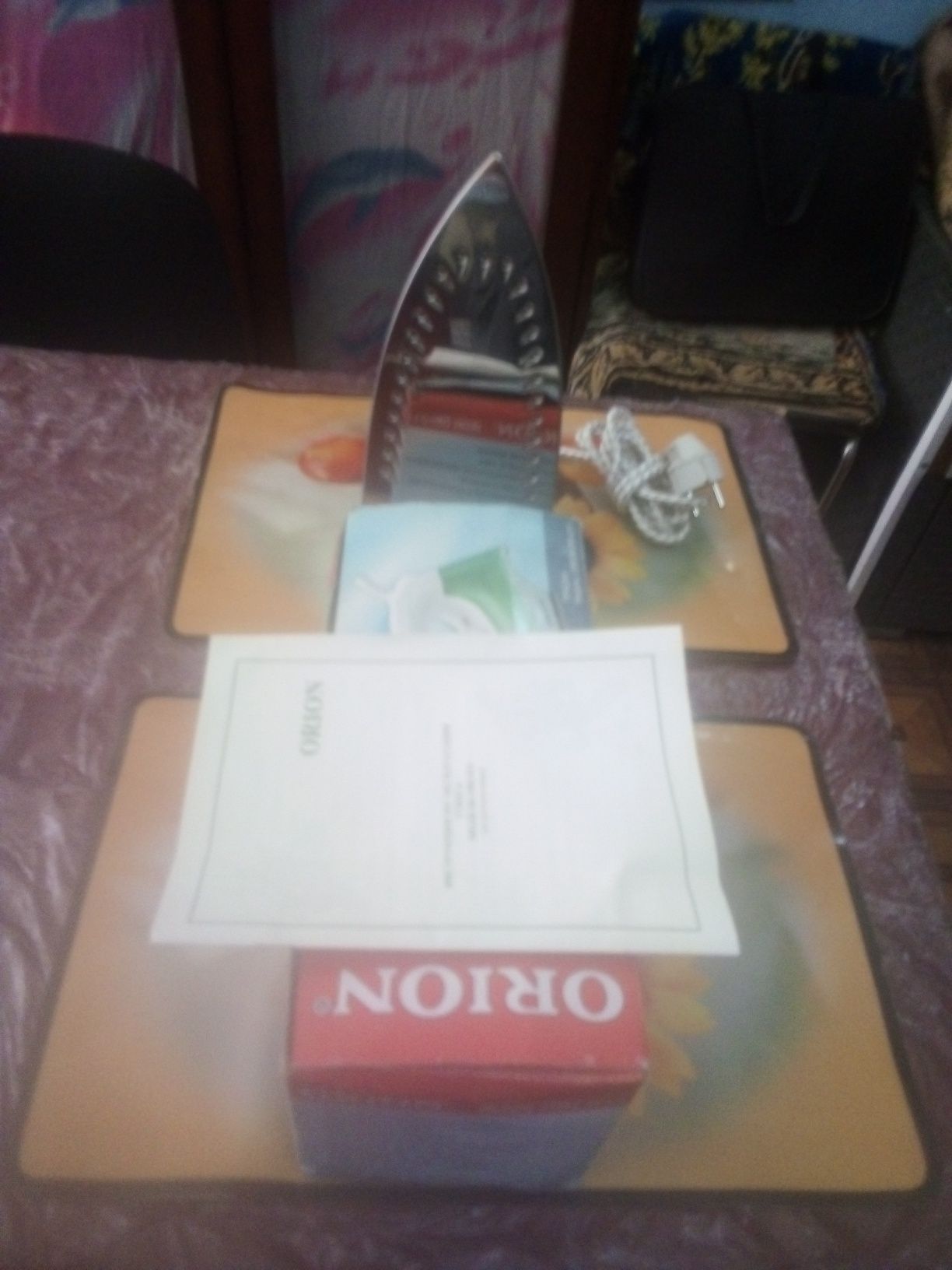 Продам.  утюг. OREON