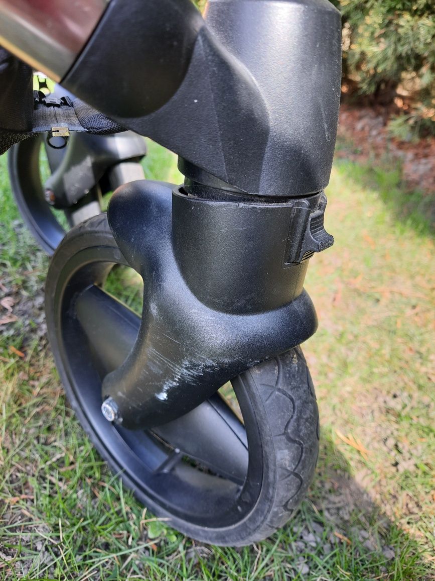 Wózek Invictus 2w1