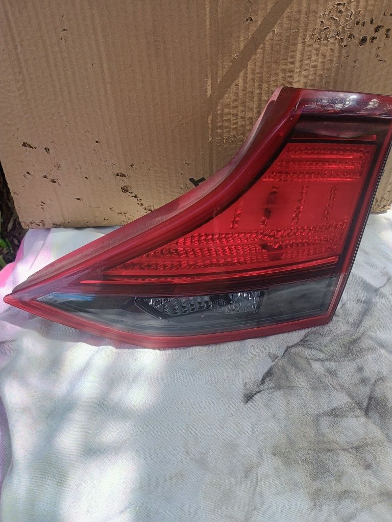 Hyundai Ionic varias peças