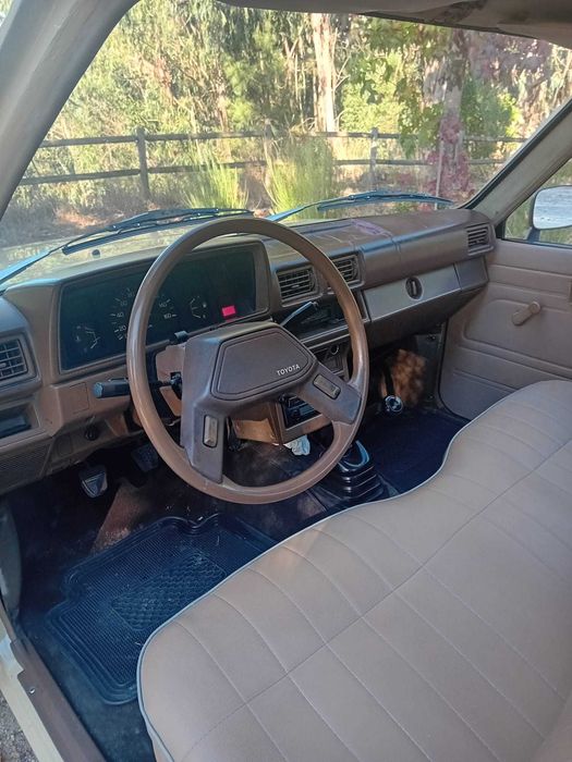 Toyota Hilux 2.4