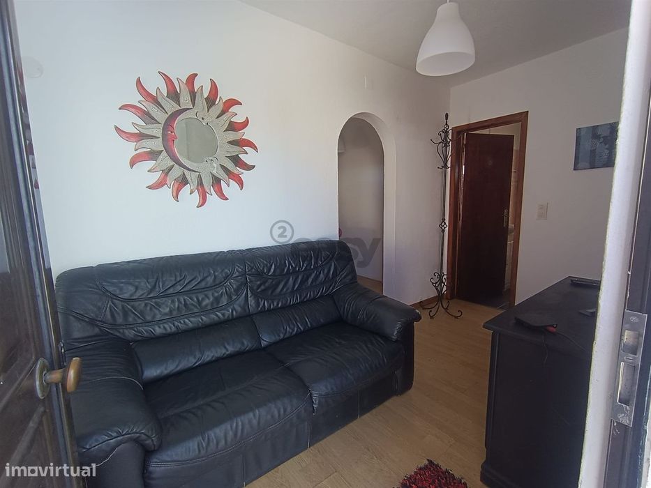 Apartamento T1 com Varanda ampla, Vila Nova de Santo André