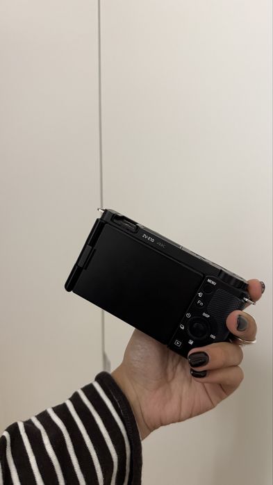 Sony zv-e10 body