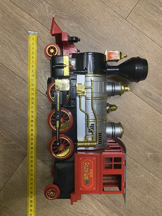 Паровоз дитячий червоний