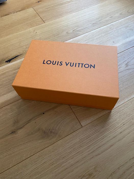 Pudelko Louis Vitton