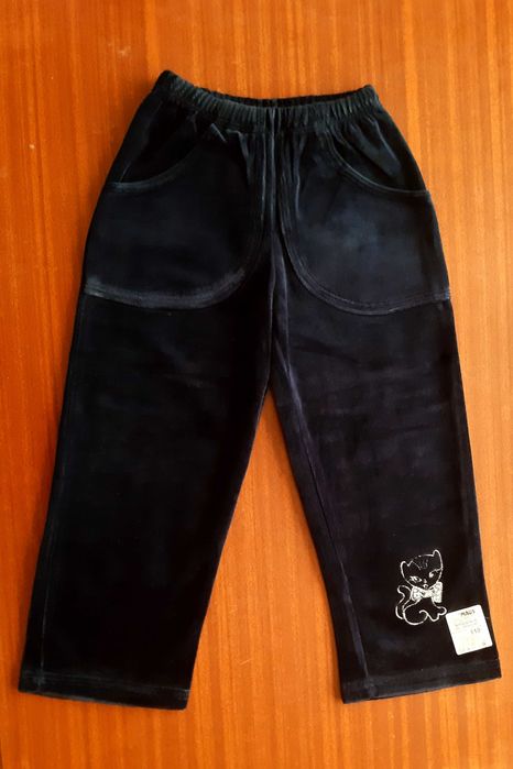 NOWE granatowe spodnie dresowe bawełniane rozm. 110