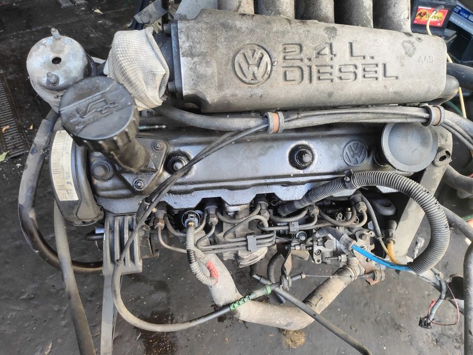 Volkswagen Transporter T4 2.4D silnik