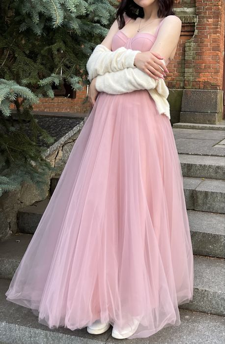 Сукня на випускний