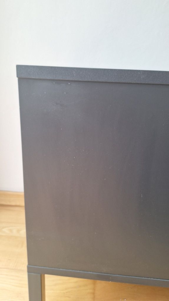 Szafki nocne w stylu loft