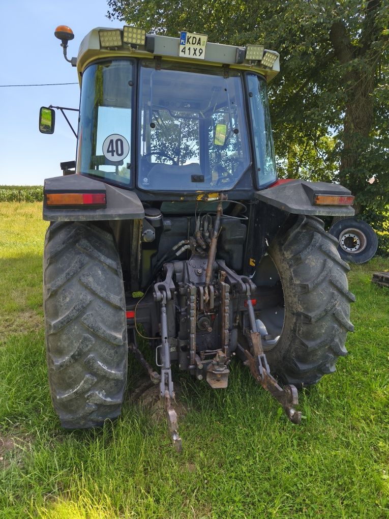 Massey Ferguson 6120 DynaShift