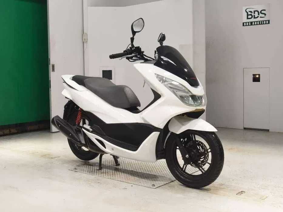 Максі скутер Honda PCX 150 KF18 в Арт Мото Хмельницький з документами