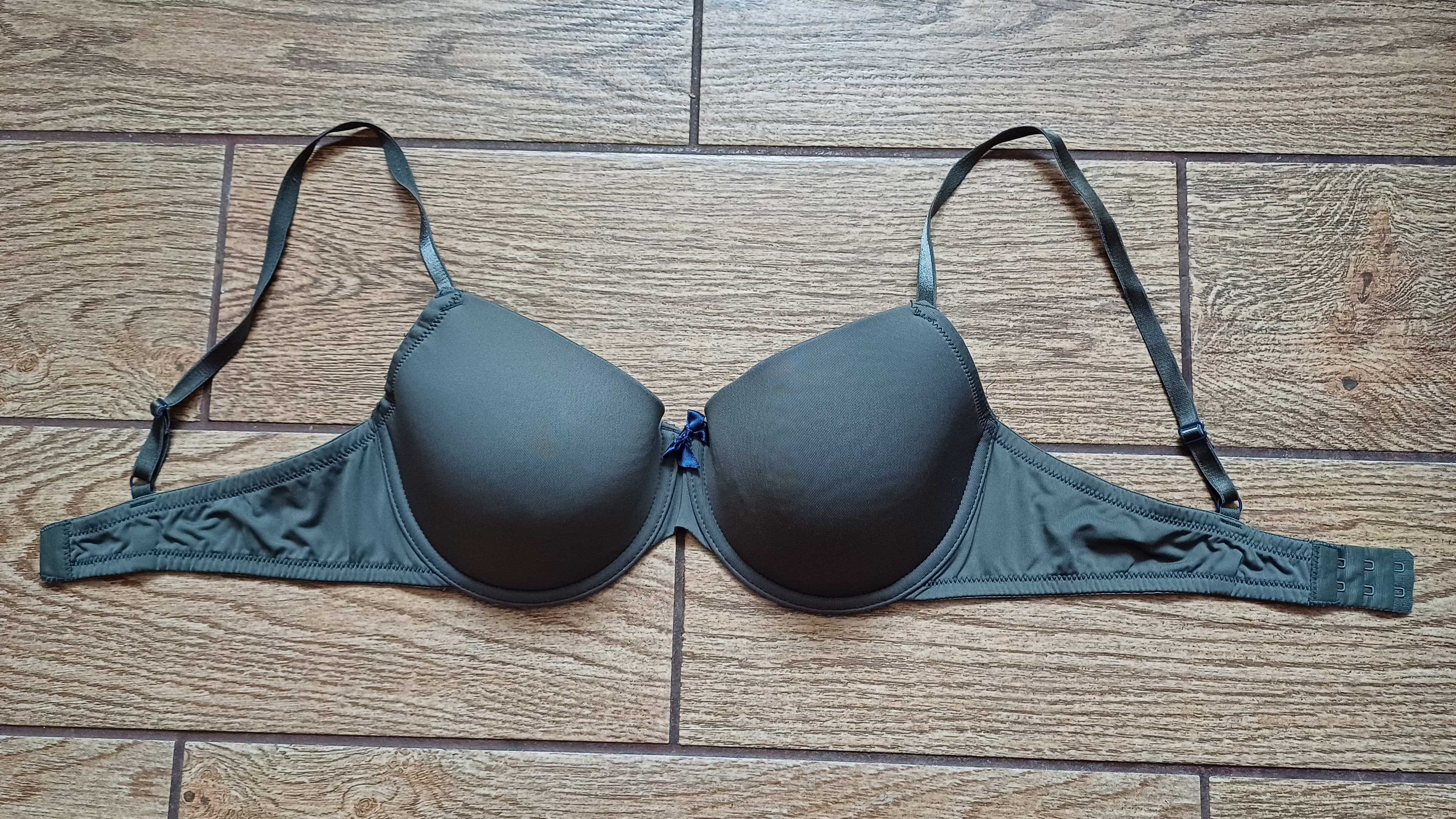 Zielony biustonosz HUNKEMÖLLER R. 85 C