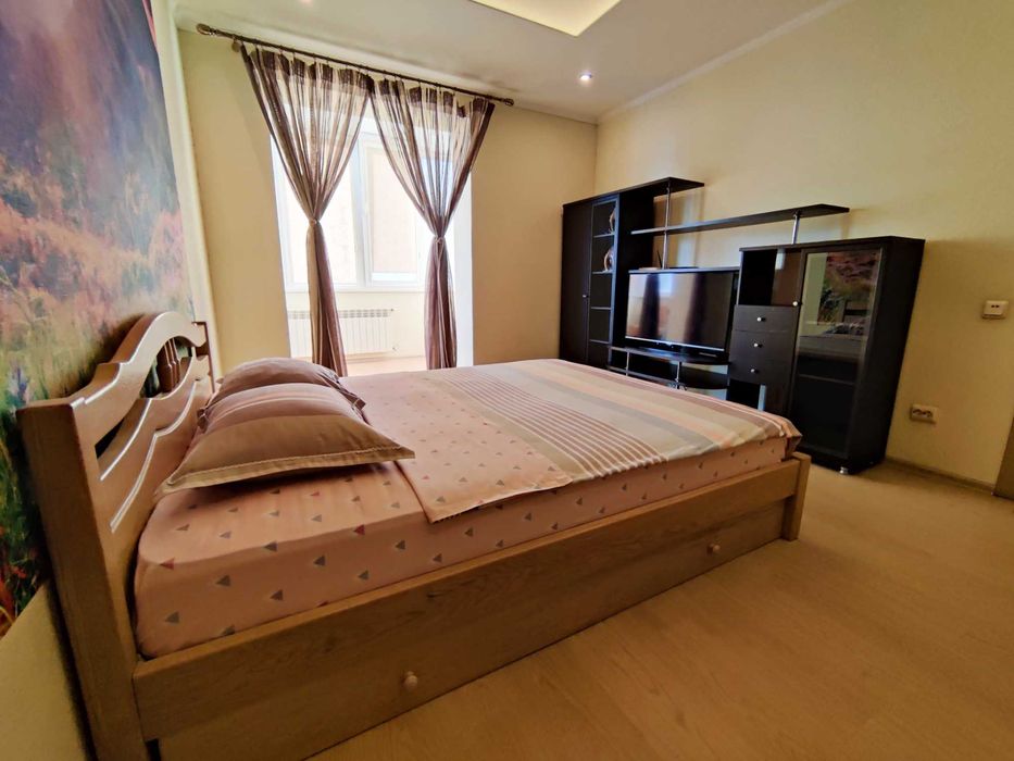 Центр. Новобудова. Автономка. ПОГОДИННО та ПОДОБОВО.