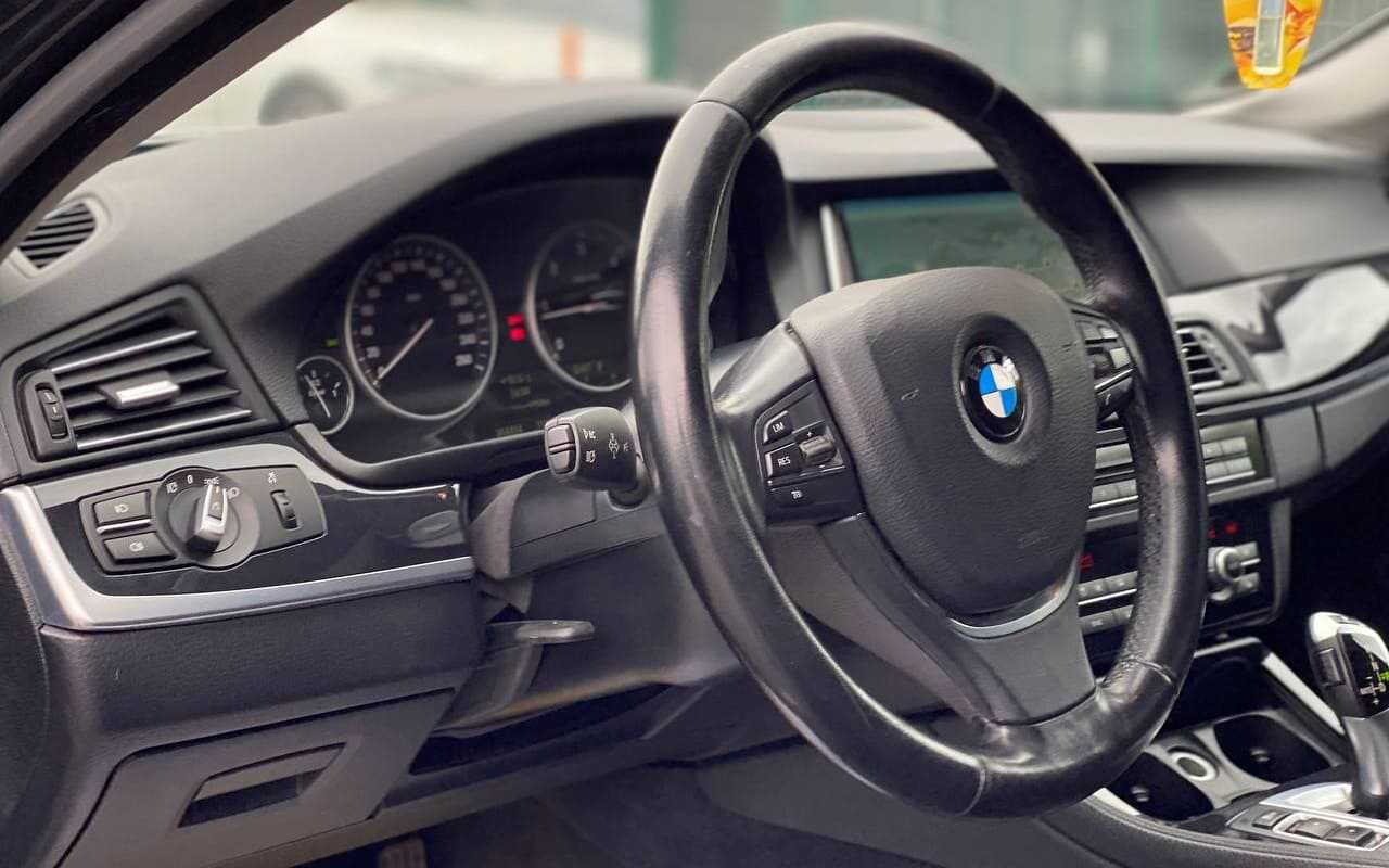 BMW 520        2014
