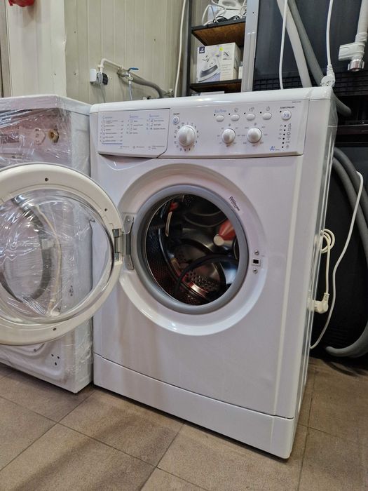 Pralka Indesit, UŻYWANA, stan BARDZO DOBRY, 4.5 kg