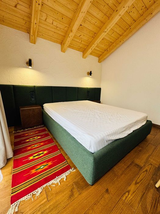 Продаж чотирьох котеджів (таунхауси), с.Поляниця(478 м.кв.)без комісії