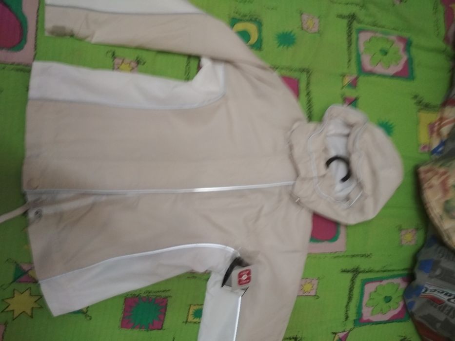 Куртка курточка ветровка для девочки