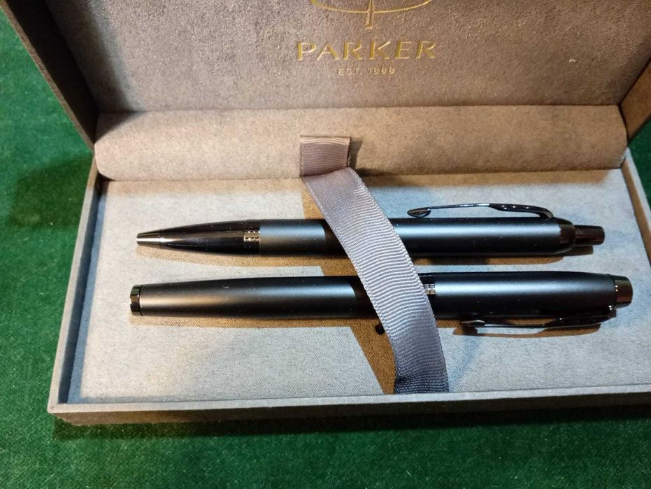 Pióro wieczne i długopis Parker IM Achromatic czarny