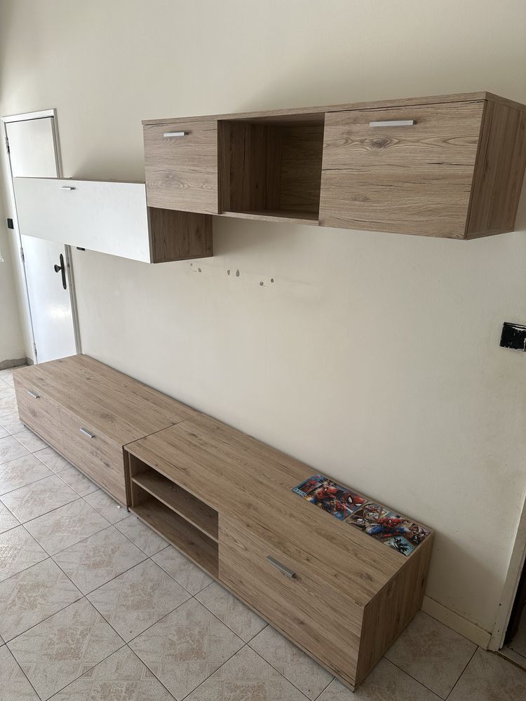 Móvel de sala para TV