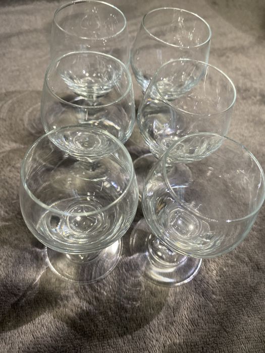 8 szt. Kieliszki kryształowe z czasów PRL-U