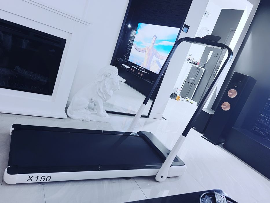 Bieżnia elektryczna na pilota domowa kompaktowa składana