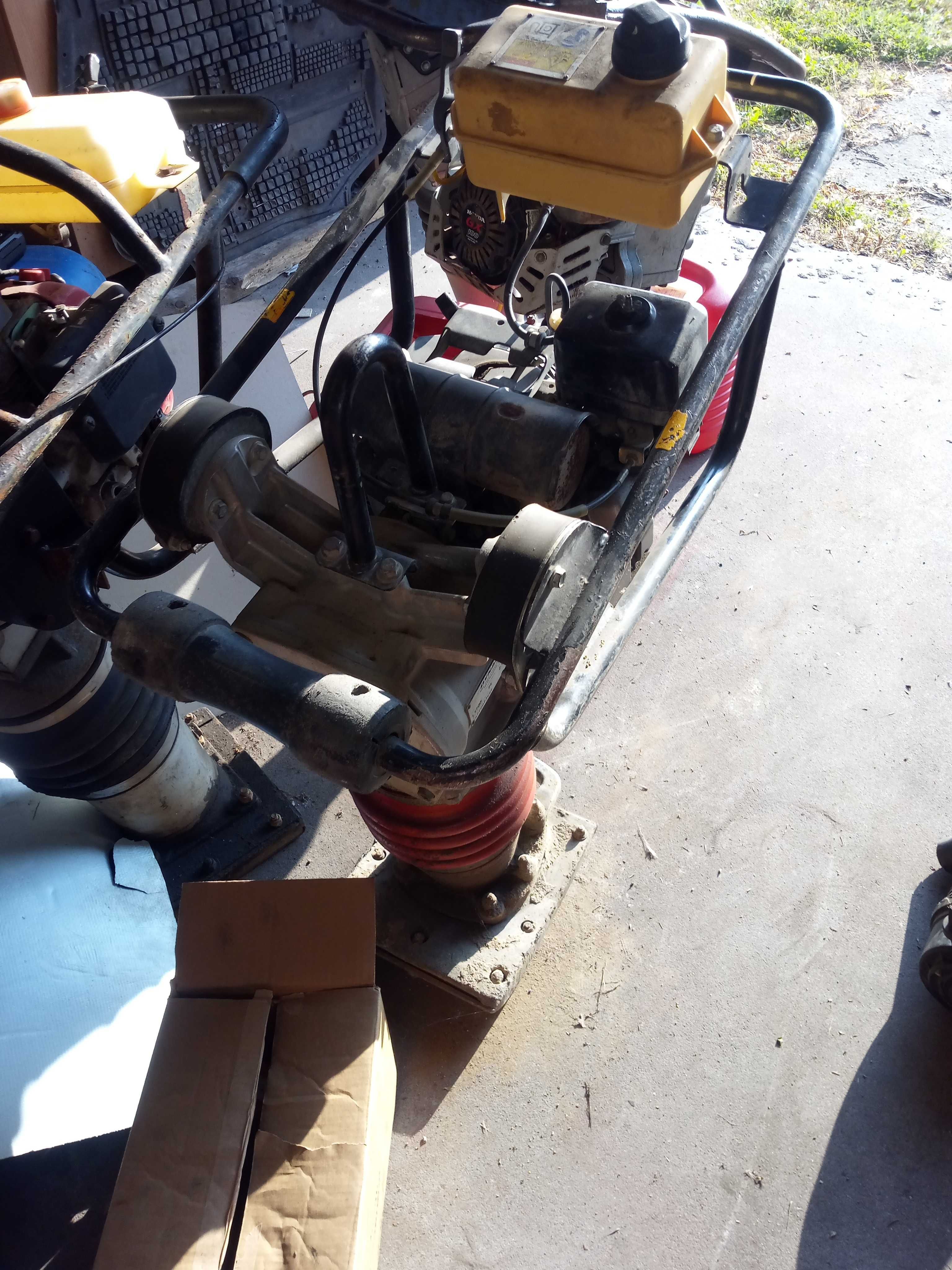 Zagęszczarka skoczek Dynapac lt700