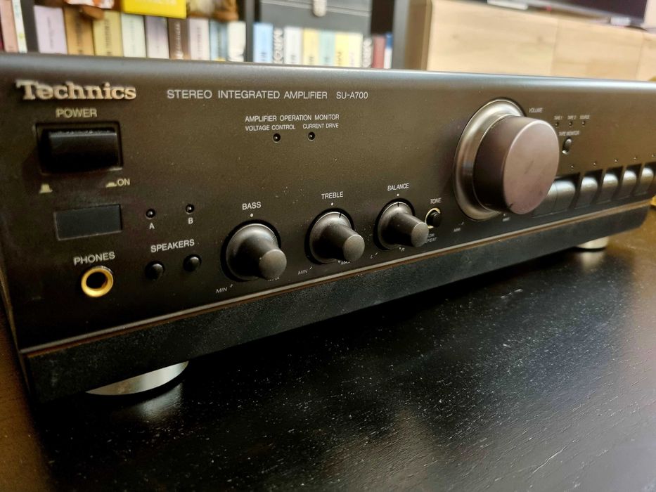 Wzmacniacz Technics SU-A700 + Pilot