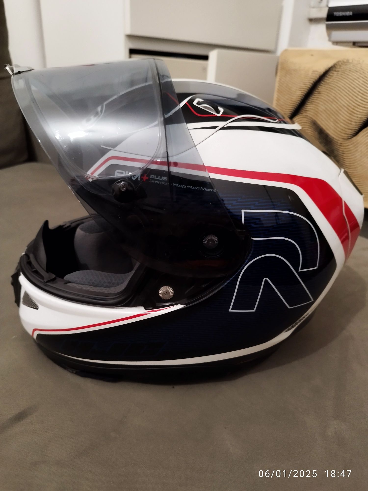 Capacete HJC Usado