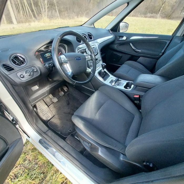 Ford  S- max wersja  7 osobowa panoramiczny dach