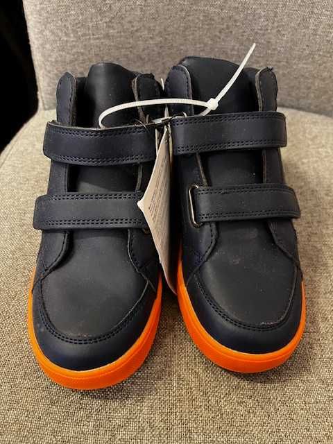 Buty chłopięce o rozmiarze 31 "INTERTEK"