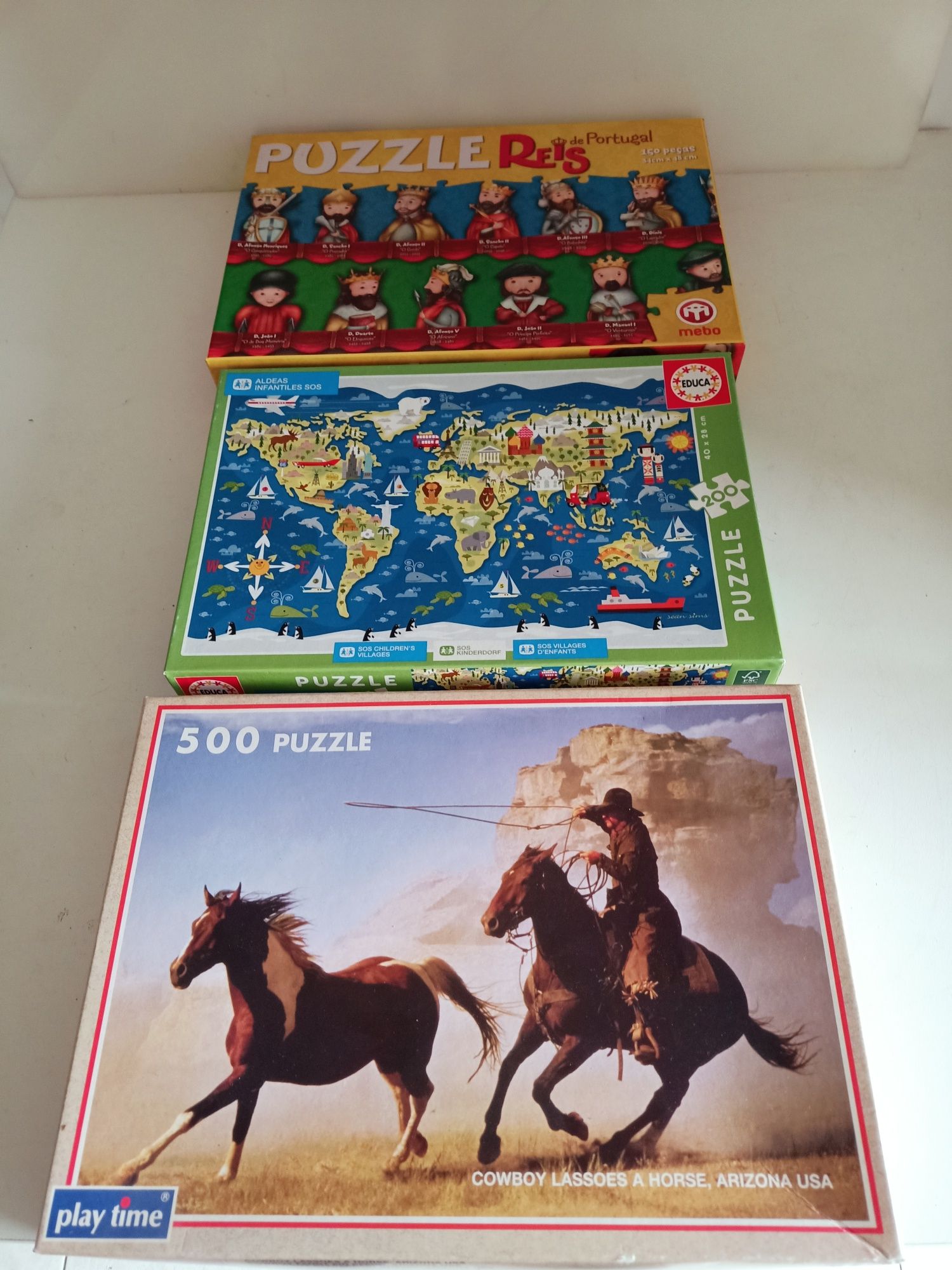 3 Puzzles de 150, 200, 500 Peças