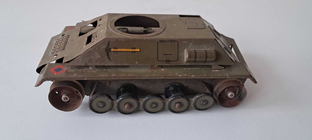 Czołg RS 51 blaszana stara zabawka T34 RS51