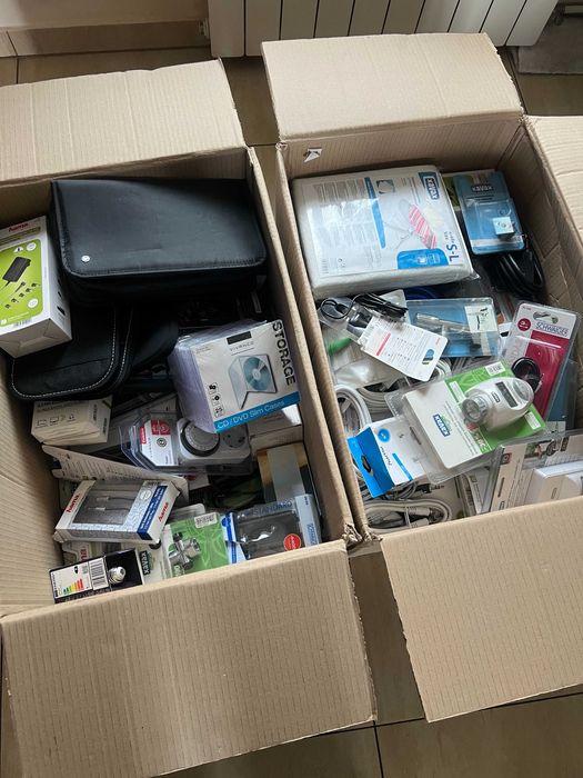 Mystery Box Tajemnicze Pudełko - Hama etui elektronika Nowe