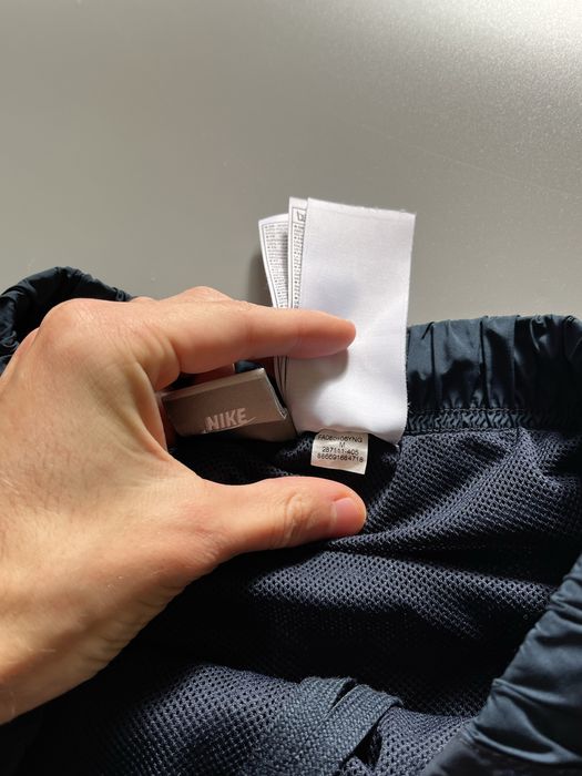 вінтажні широкі штани від Nike на утяжках