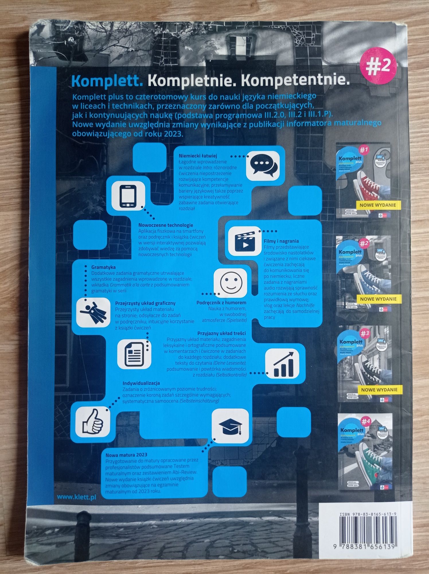 Książka ćwiczeń komplett plus 2