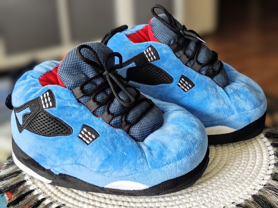 Kapcie pluszowe NIKE nowe rozm. 36-44.