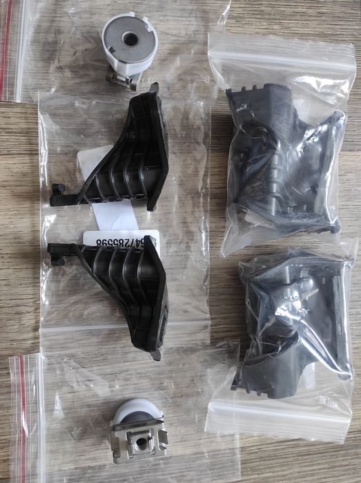 BMW f20/30/31/32/33/36 Кріплення фари 51647285597 51647285598крепление