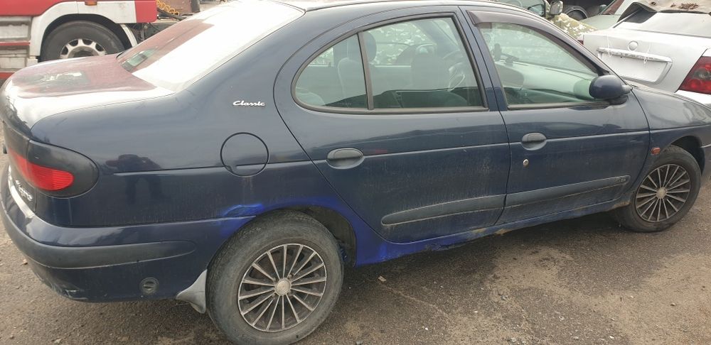 Рено Меган Класик