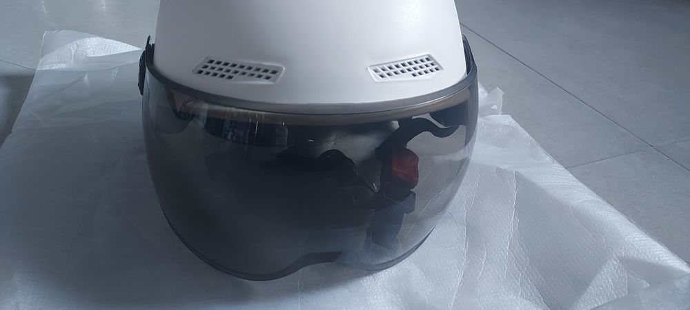 .Kask na hulajnogę skuter rower różowy biały czarny.