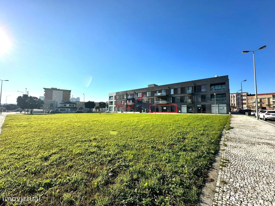 Loja Para Arrendar, Aver-O-Mar, Póvoa De Varzim