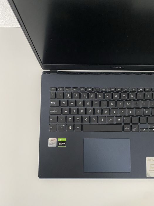 Portátil Asus VivoBook Ram 8G intel I7