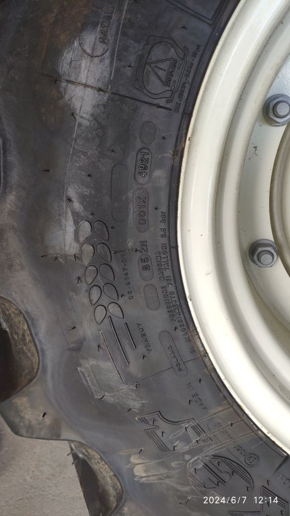 Komplet kół rolniczych 2x 380/85R30 (14.9 R30) 2x 320/85R20 (12.4 R20)